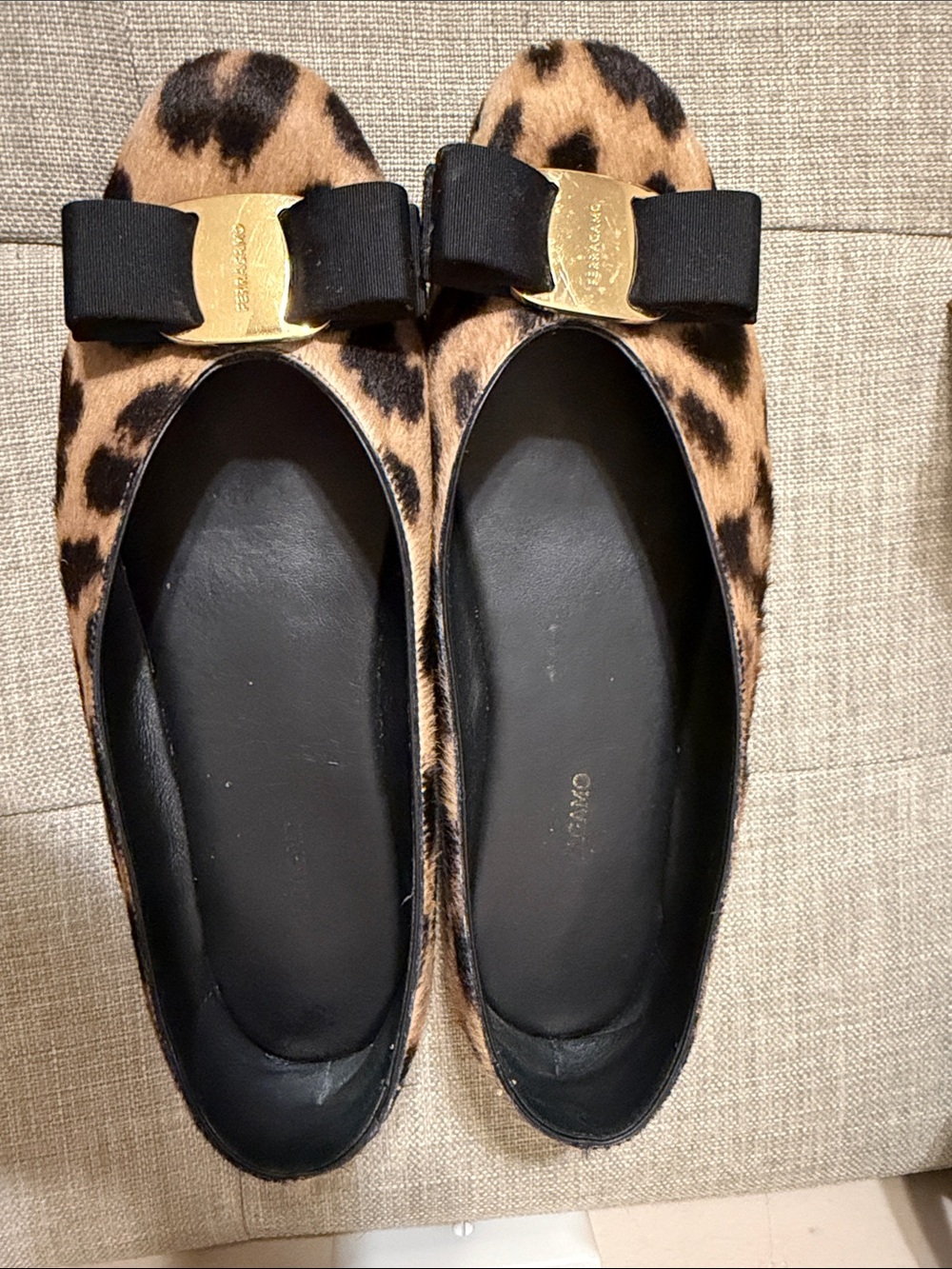 Salvatore Ferragamo Leopard-Print Vara Bow Flats - Tan/Black
